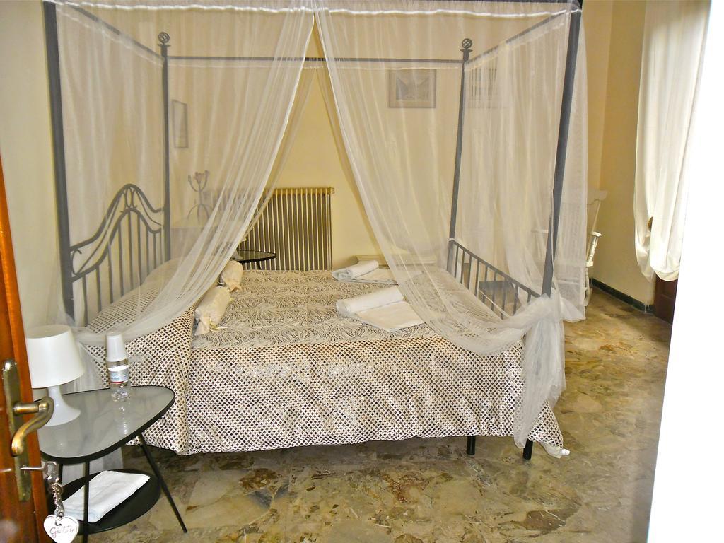 Bed and Breakfast Certe Notti Pisa Habitación foto